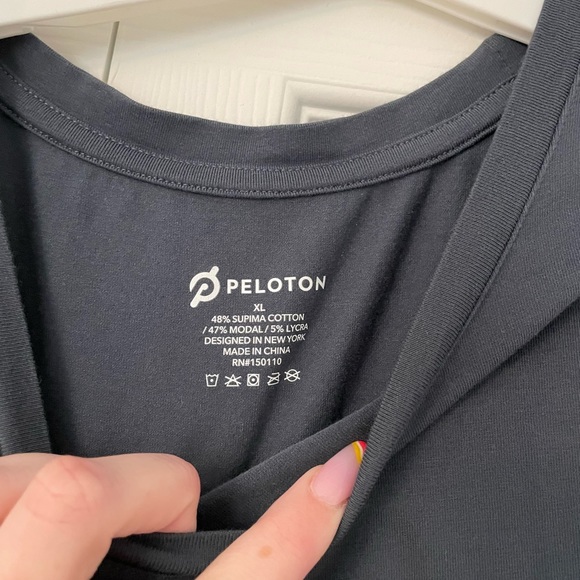 peloton tank top - Picture 2 of 2